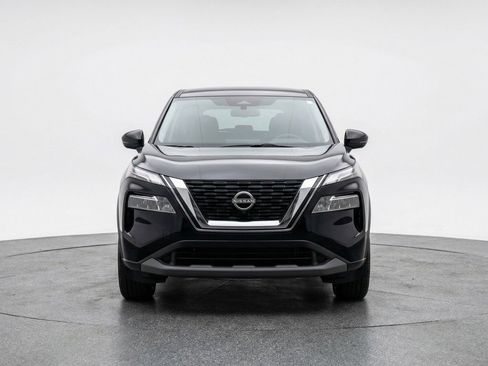 Used 2025 Nissan Rogue SV AWD/4WD image 1