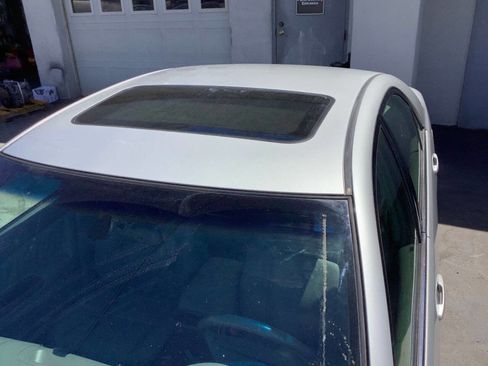 Used 2005 Toyota Camry XLE FWD image 18