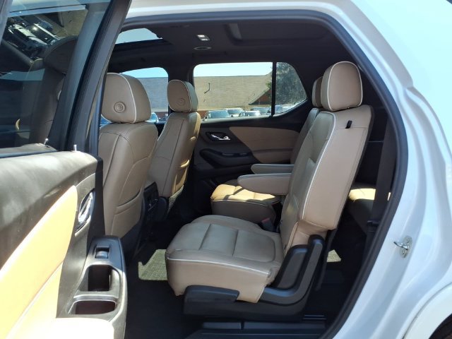 Used 2023 Chevrolet Traverse Premier AWD/4WD image 25