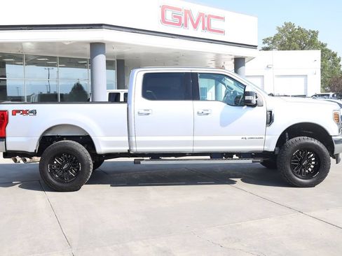 Used 2019 Ford F350 Lariat w/ Lariat Ultimate Package AWD/4WD image 7