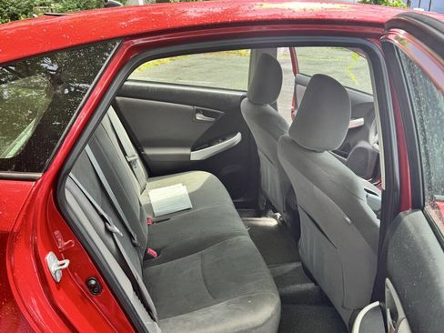 Used 2013 Toyota Prius Four image 19