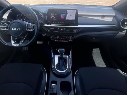 Used 2023 Kia Forte GT-Line w/ GT-Line Technology Package FWD image 9