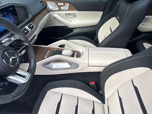 Certified 2024 Mercedes-Benz GLE 53 AMG 4MATIC Coupe image 26