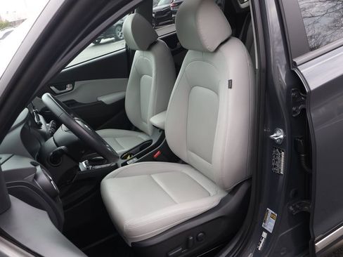 Used 2023 Hyundai Kona Limited w/ Cargo Package FWD image 31