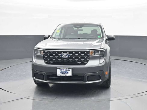 New 2025 Ford Maverick XLT w/ Equipment Group 301A image 3