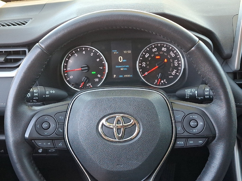 Used 2021 Toyota RAV4 XLE w/ Convenience Package AWD/4WD image 21