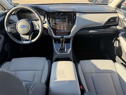 Used 2025 Subaru Outback Premium image 20