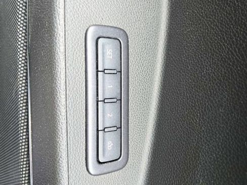 Used 2019 GMC Yukon SLT AWD/4WD image 36