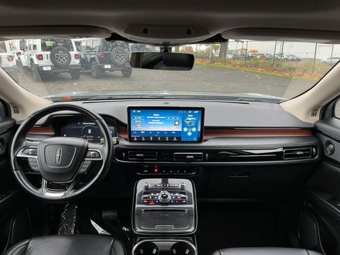 Used 2023 Lincoln Nautilus Reserve w/ Equipment Group 201A image 36