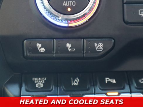 Used 2020 GMC Sierra 2500 AT4 w/ Technology Package image 25