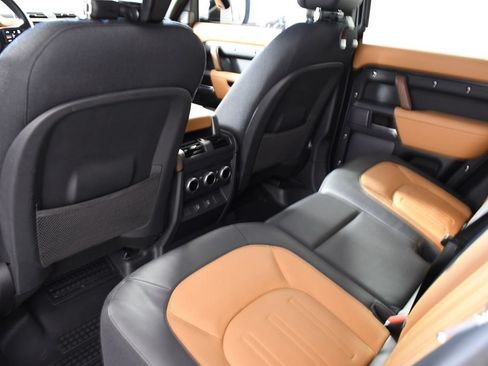 Used 2024 Land Rover Defender 110 X AWD/4WD image 27