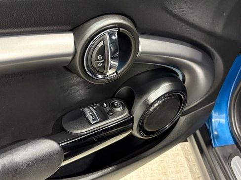 Used 2023 MINI Cooper SE image 16