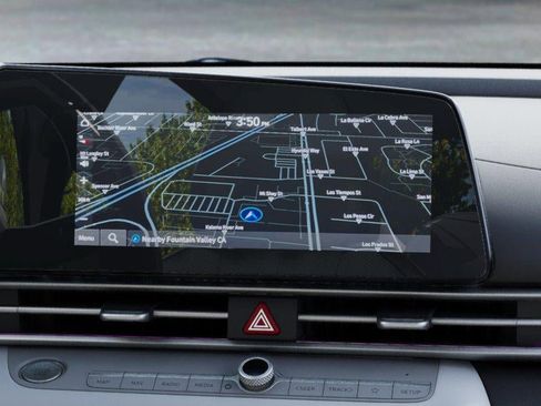 New 2026 Hyundai Elantra Limited FWD image 13