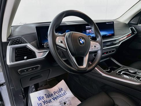 Used 2024 BMW X7 xDrive40i AWD/4WD image 9