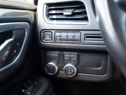 Used 2021 GMC Yukon SLT RWD image 29