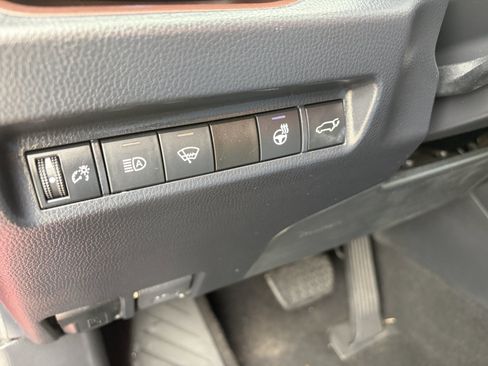 Used 2020 Toyota RAV4 Limited w/ Limited Grade Weather Package AWD/4WD image 26