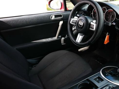Used 2008 MAZDA MX-5 Miata Touring image 12