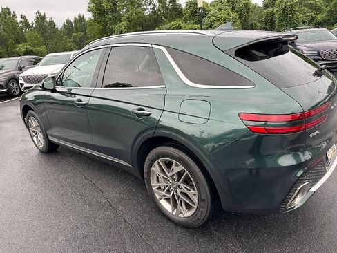 Used 2023 Genesis GV70 2.5T w/ Select Package AWD/4WD image 4