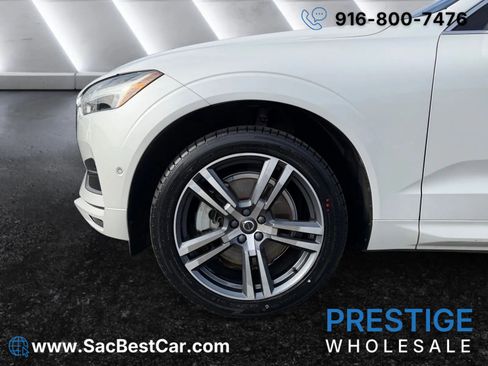 Used 2018 Volvo XC60 T6 Momentum w/ Convenience Package image 29