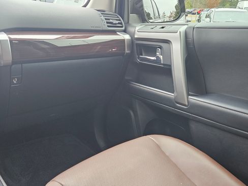 Used 2022 Toyota 4Runner Limited image 11