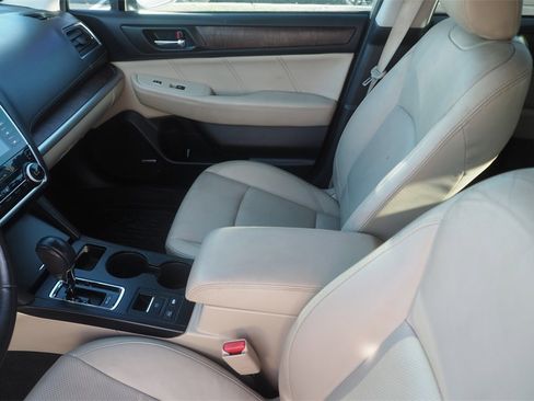 Used 2018 Subaru Outback 2.5i Limited image 8