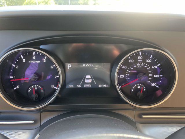 Certified 2024 Kia Carnival LX FWD image 29