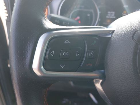 Used 2020 Jeep Gladiator Mojave image 17