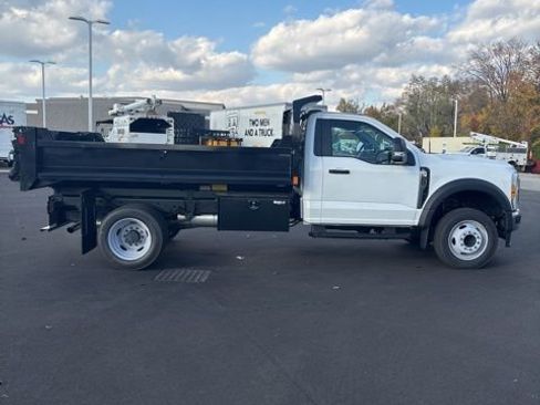 New 2025 Ford F450 XL w/ XL Chrome Package image 4