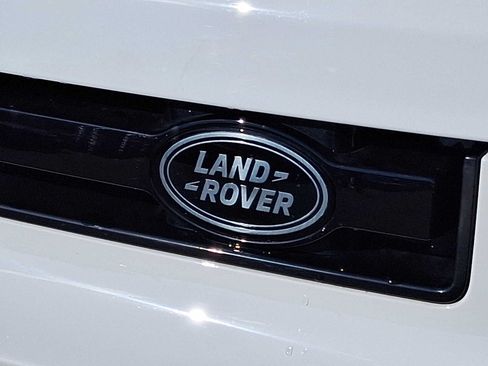 Used 2026 Land Rover Defender 110 X-Dynamic SE AWD/4WD image 29