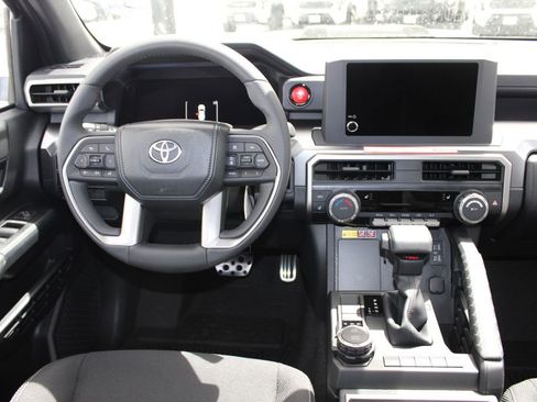 New 2026 Toyota 4Runner TRD Sport AWD/4WD image 2