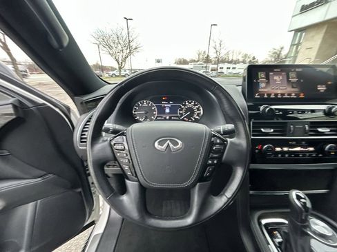 Certified 2024 INFINITI QX80 Sensory image 18