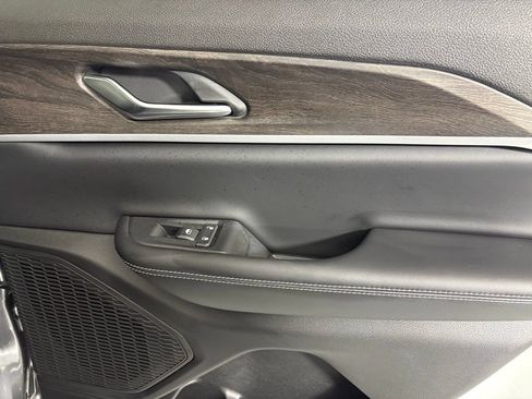 New 2026 Jeep Grand Cherokee Altitude RWD image 15