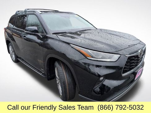 New 2026 Toyota Highlander Platinum AWD/4WD image 7