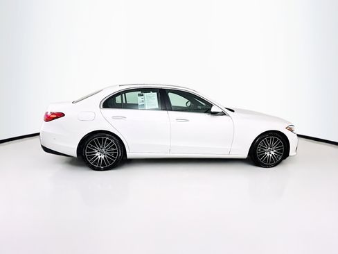 Used 2024 Mercedes-Benz C 300 Sedan image 10