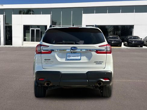 Used 2023 Subaru Ascent Limited AWD/4WD image 4