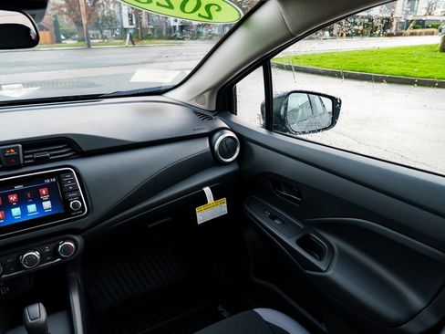 New 2025 Nissan Versa S image 9