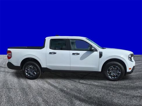 New 2026 Ford Maverick XLT image 3