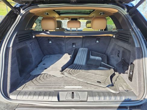 Used 2023 Land Rover Range Rover Sport SE image 13