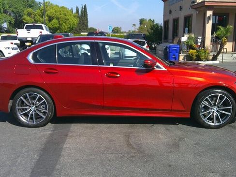 Used 2020 BMW 330i Sedan w/ Premium Package image 8