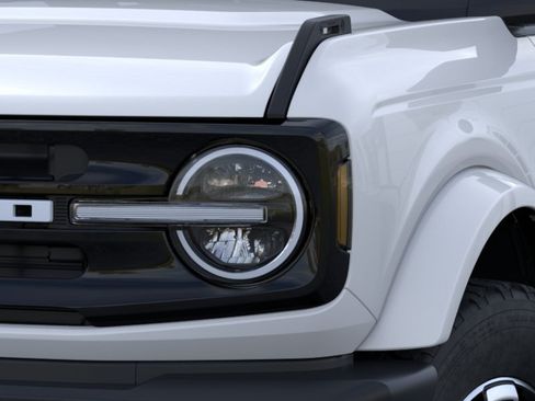 New 2026 Ford Bronco Outer Banks AWD/4WD image 22