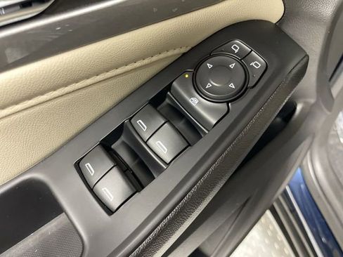 Used 2022 Chevrolet Traverse LS w/ Midnight/Sport Edition image 13