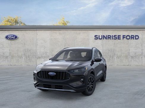 New 2025 Ford Escape SE w/ PHEV Premium Package image 2