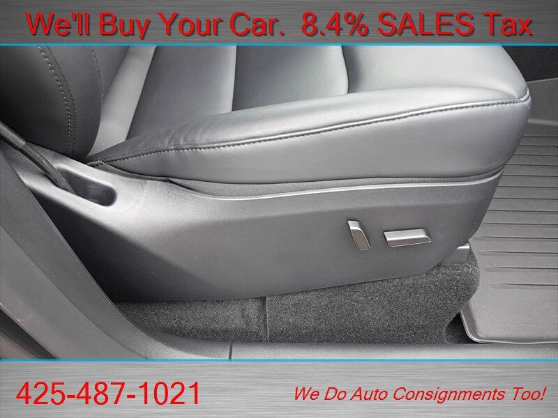 Used 2024 Tesla Model Y Long Range AWD/4WD image 21