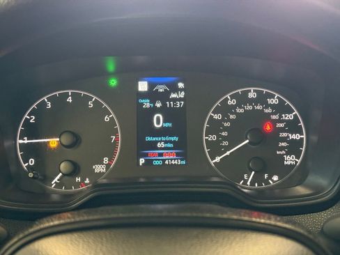 Used 2024 Toyota Corolla LE image 29