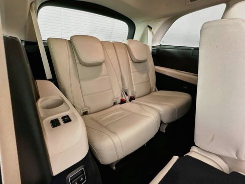 Used 2022 Mercedes-Benz GLS 450 4MATIC w/ AMG Line Exterior image 28