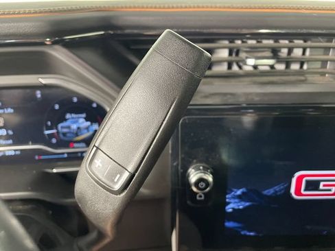 Certified 2024 GMC Sierra 2500 AT4 w/ AT4 Preferred Package AWD/4WD image 9