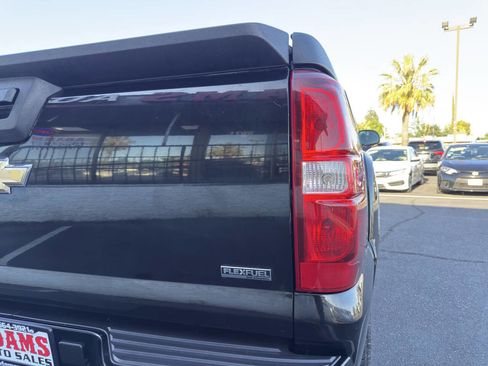 Used 2008 Chevrolet Avalanche LT AWD/4WD image 26