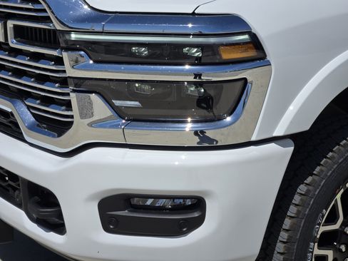 New 2026 RAM 2500 Limited AWD/4WD image 7