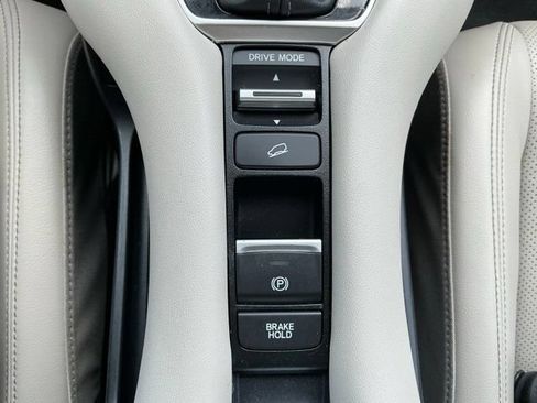 Used 2023 Honda HR-V EX-L image 14