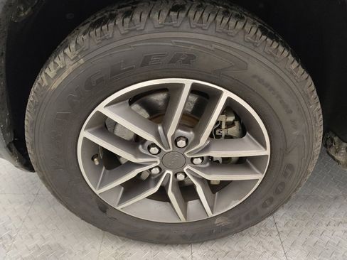 Used 2021 Jeep Grand Cherokee Limited image 31